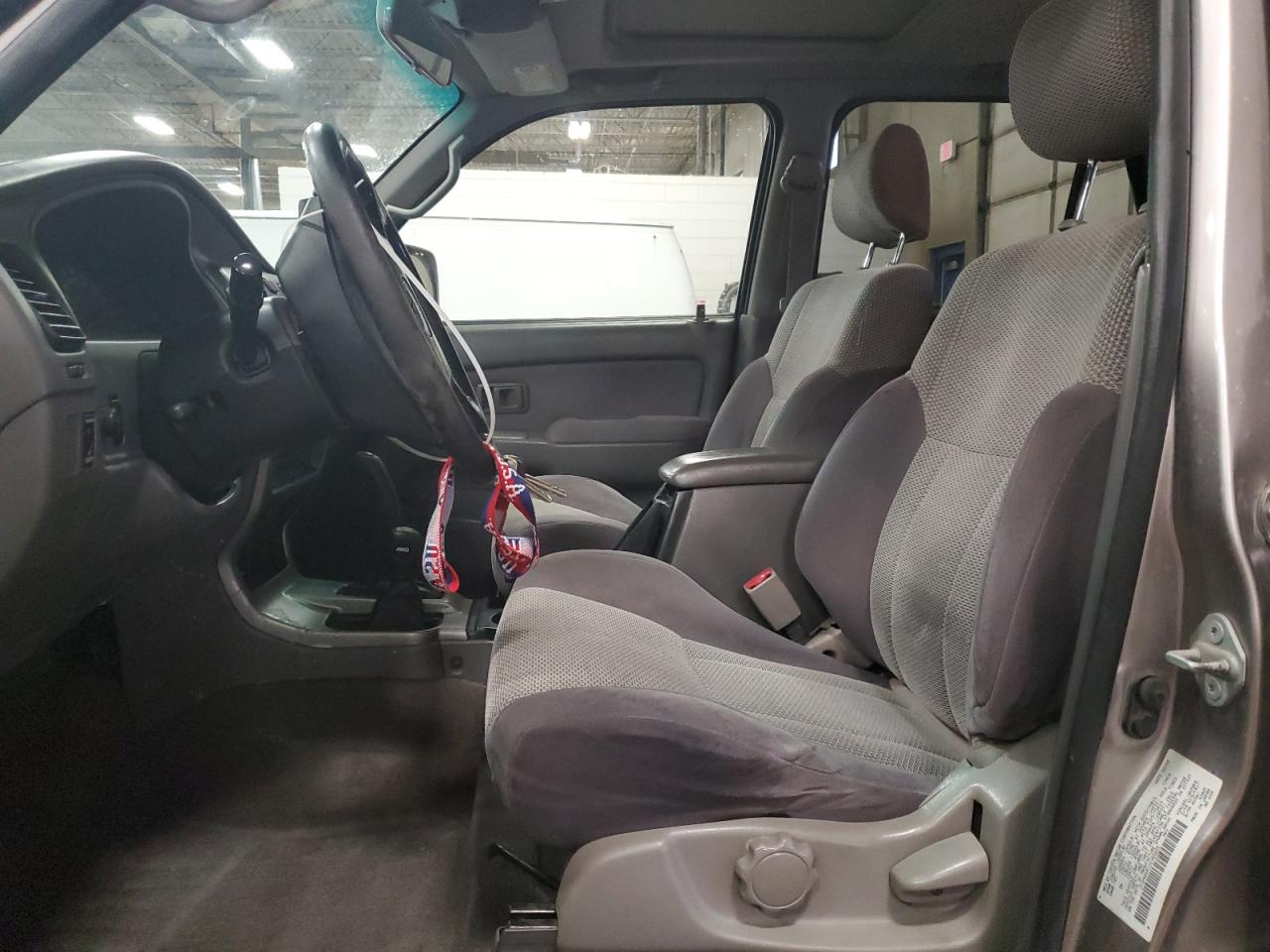 2002 Toyota 4Runner - Image 7