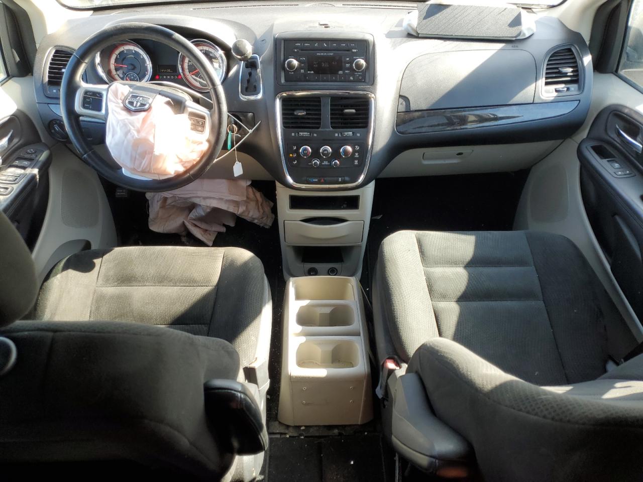 2015 Dodge Caravan - Image 8