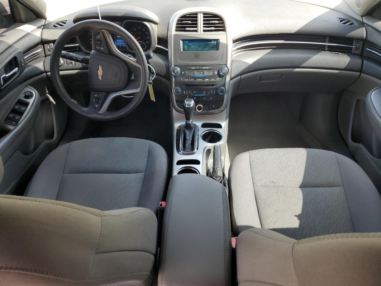 2015 Chevrolet Malibu - Image 8