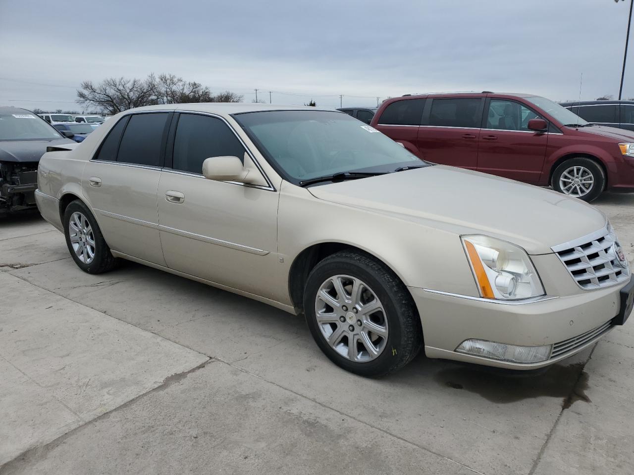 2008 Cadillac DTS - Image 4