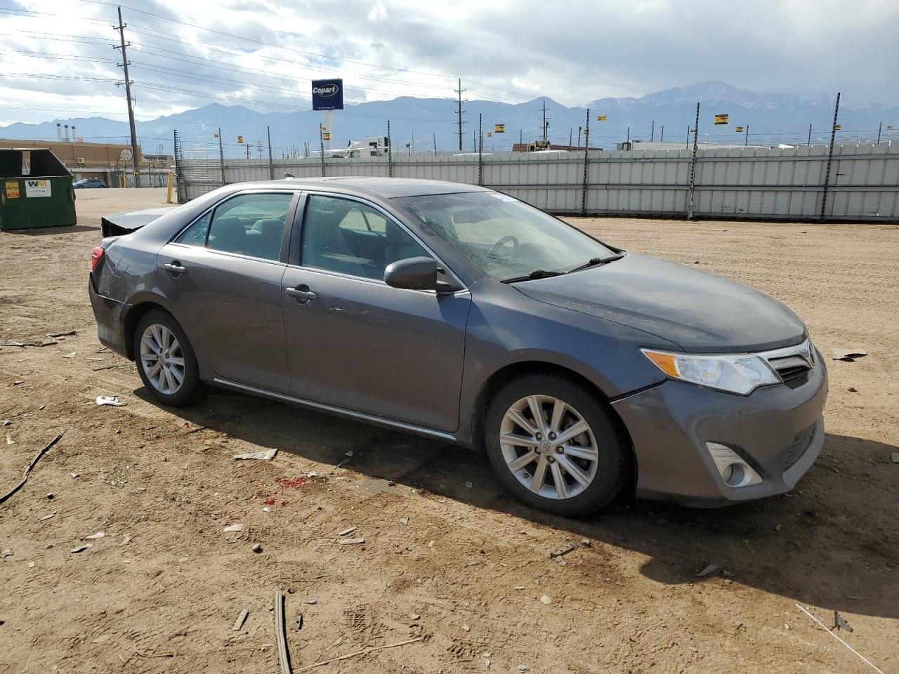 2014 Toyota Camry - Image 4