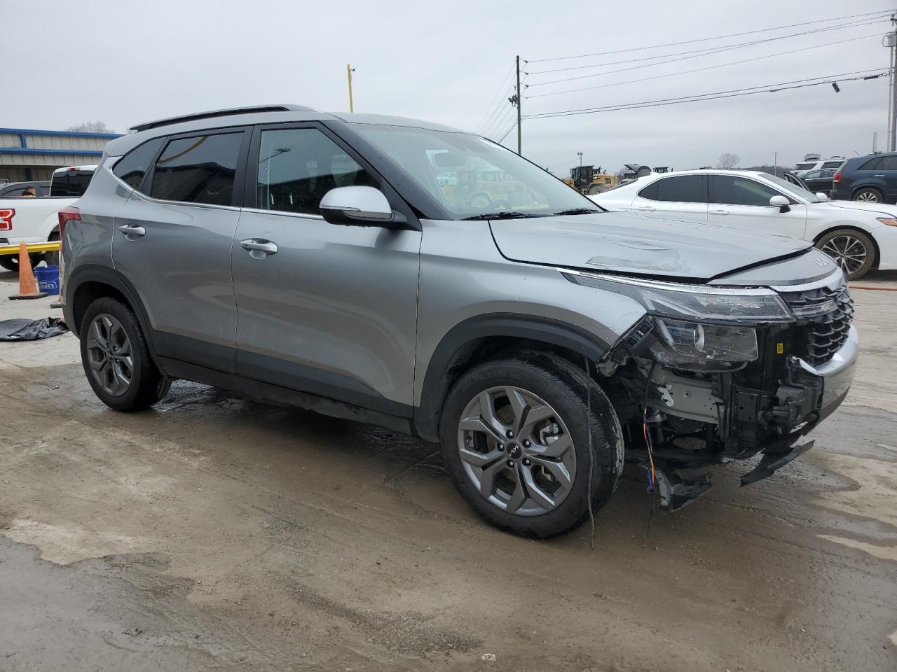 2024 Kia Seltos - Image 4