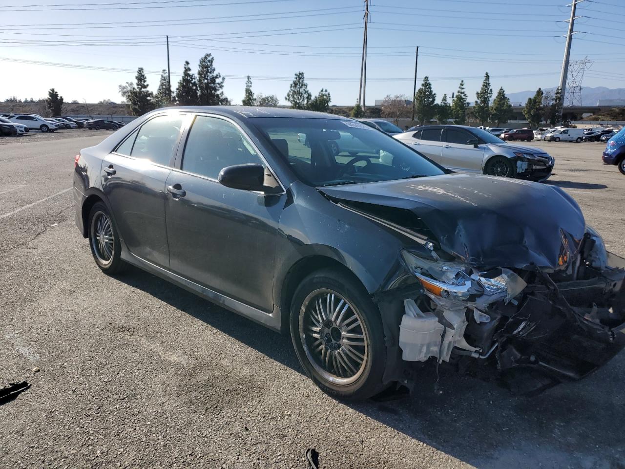 2014 Toyota Camry - Image 4