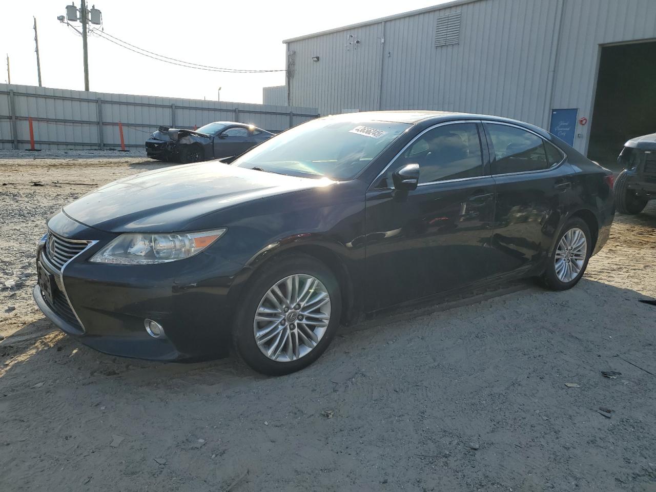 2015 Lexus ES - Image 1
