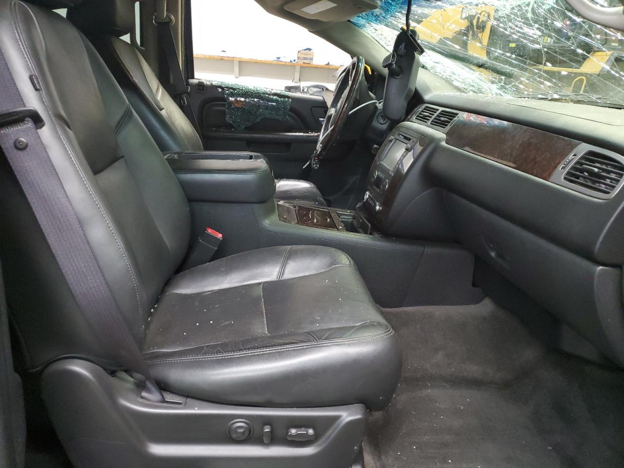 2012 GMC Yukon - Image 7