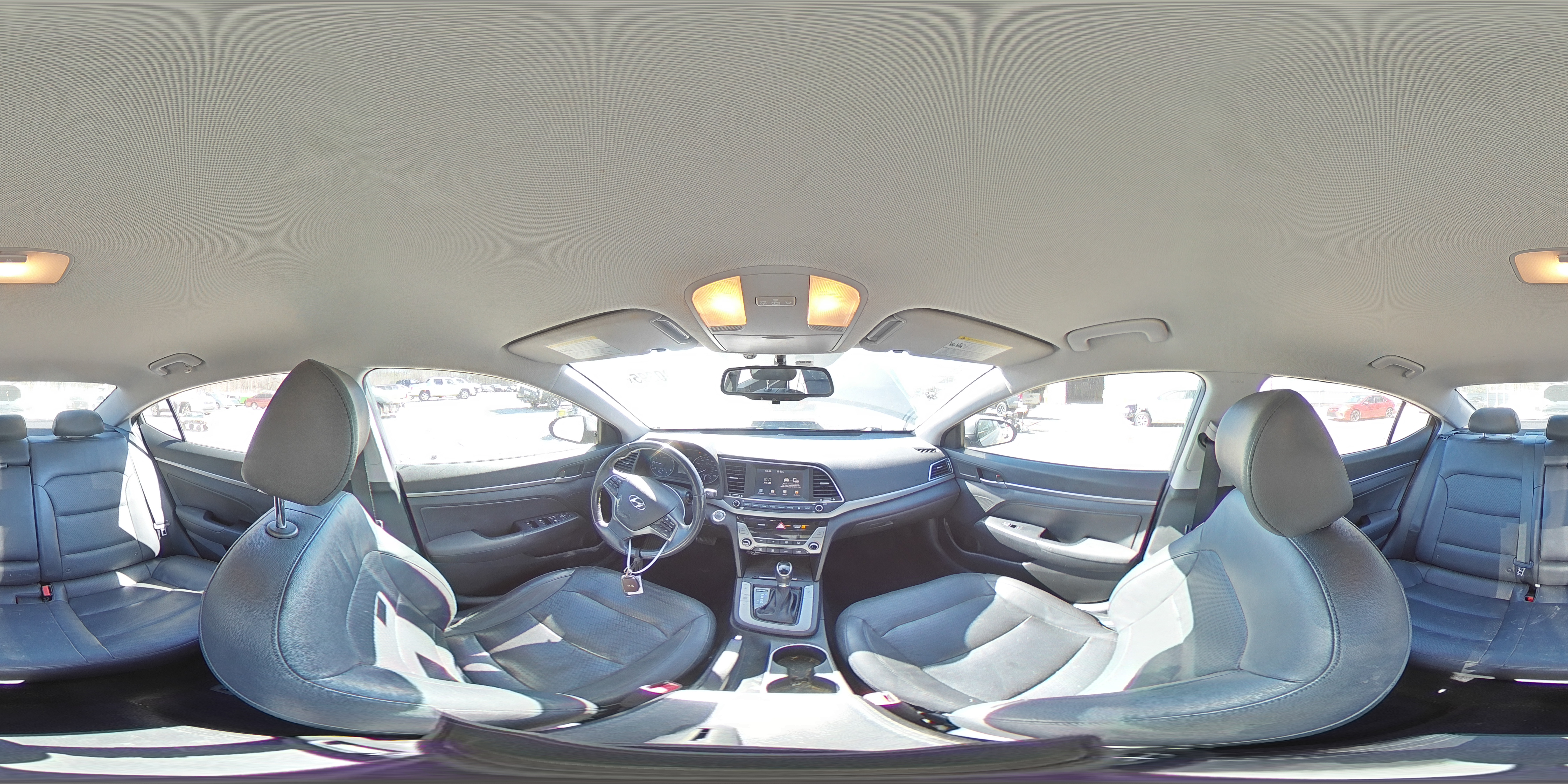 2017 Hyundai Elantra - Image 15