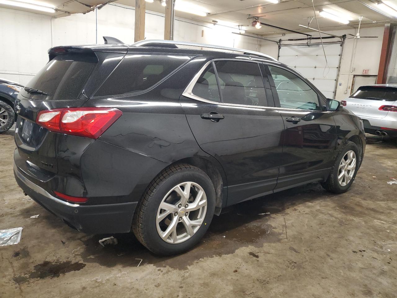 2018 Chevrolet Equinox - Image 3