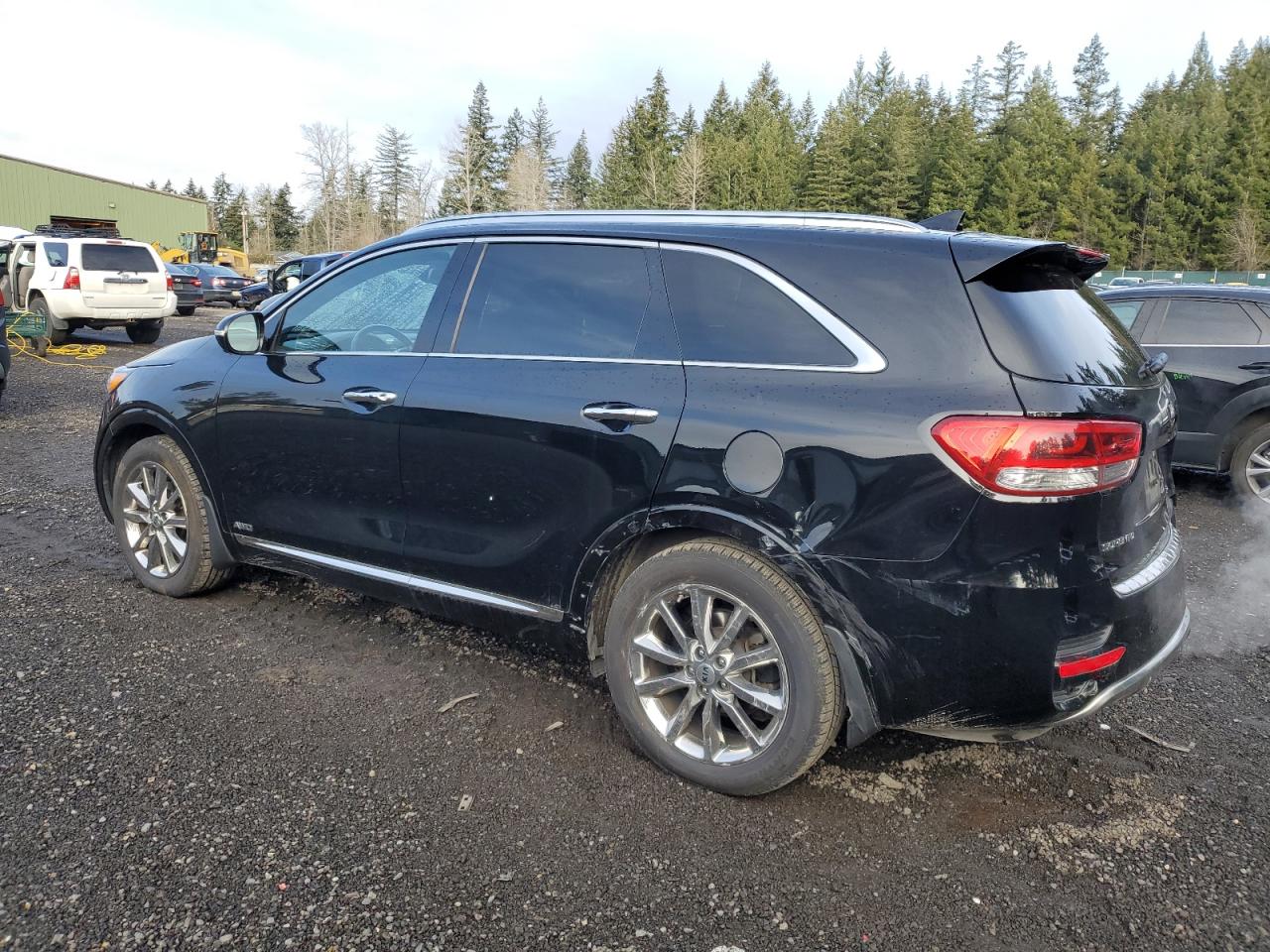 2017 Kia Sorento - Image 2