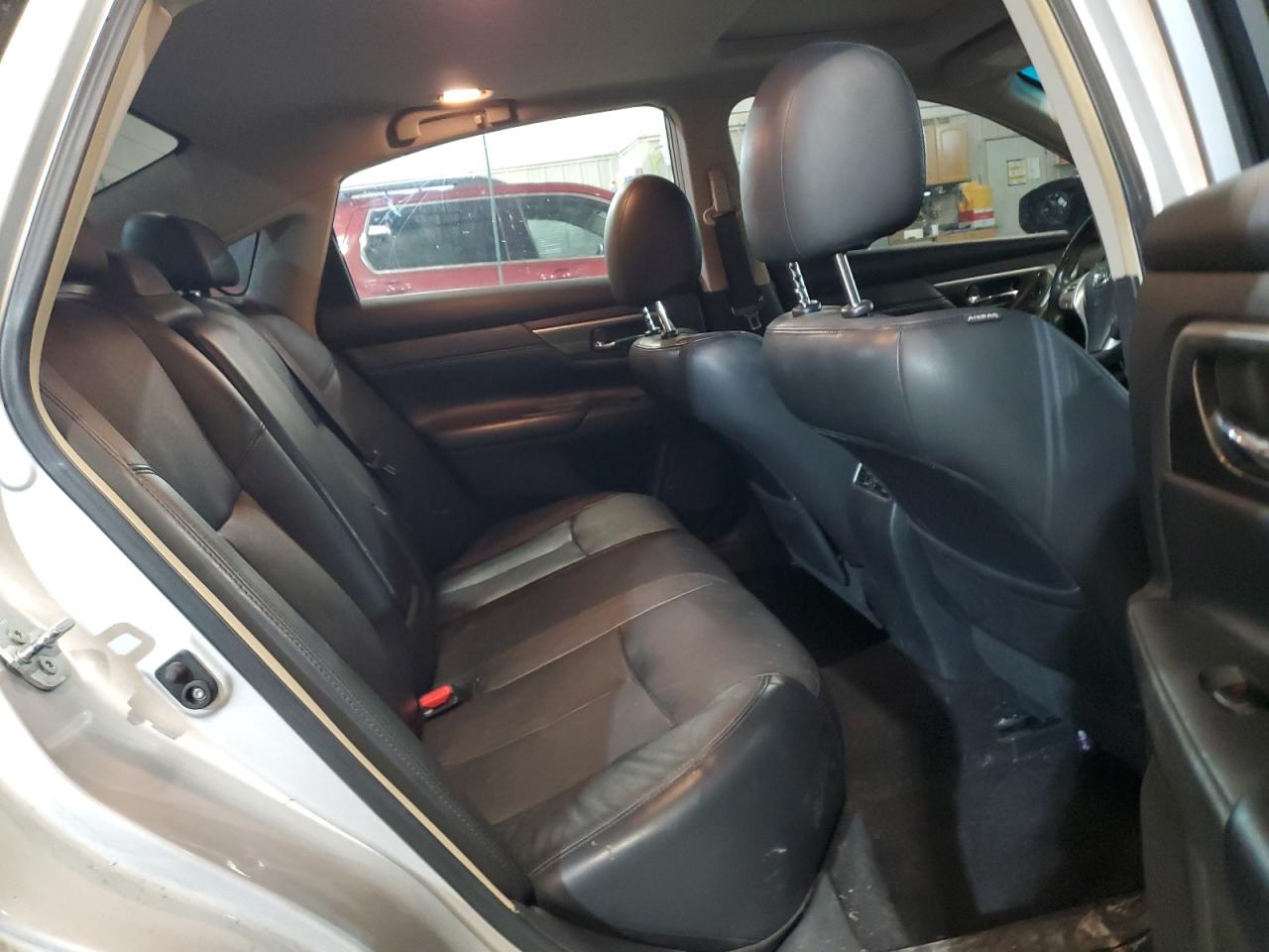 2013 Nissan Altima - Image 10
