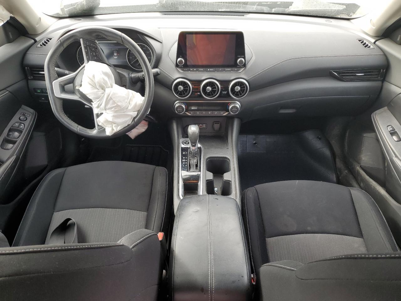 2021 Nissan Sentra - Image 8