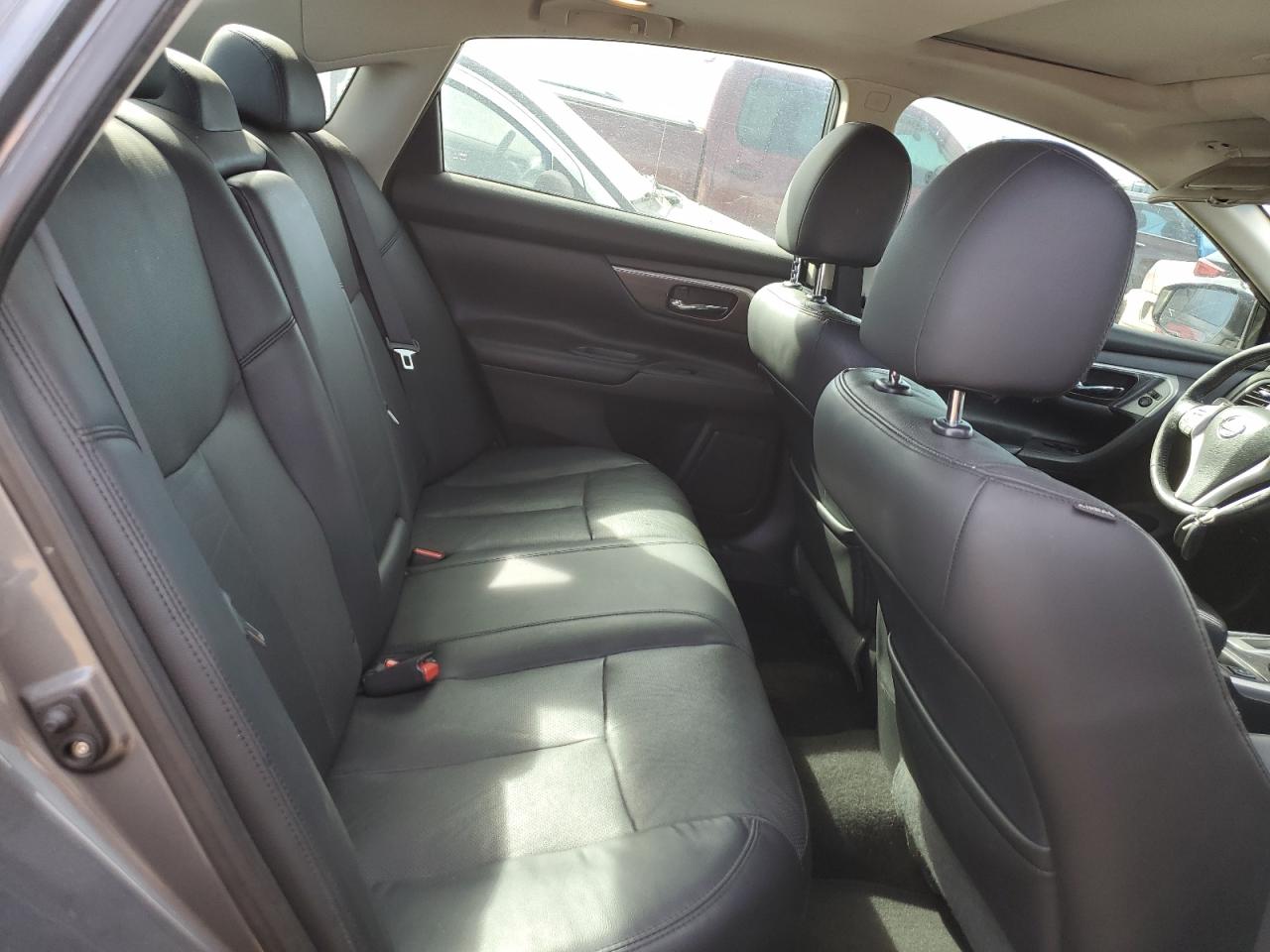 2014 Nissan Altima - Image 10