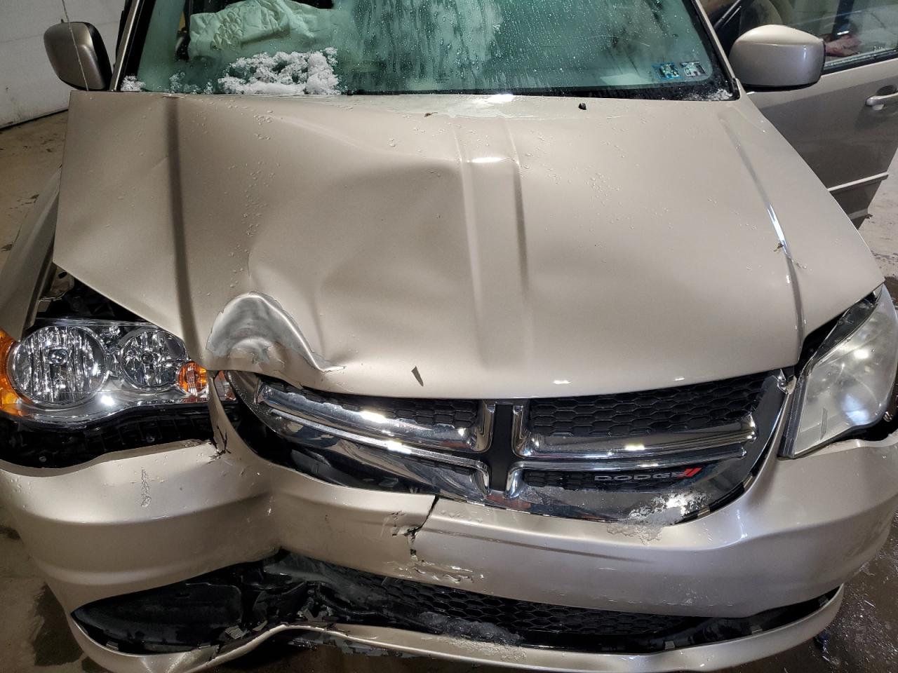 2014 Dodge Caravan - Image 13