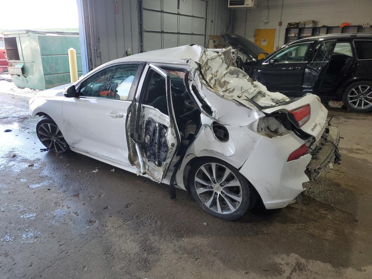 2018 Hyundai Elantra - Image 2