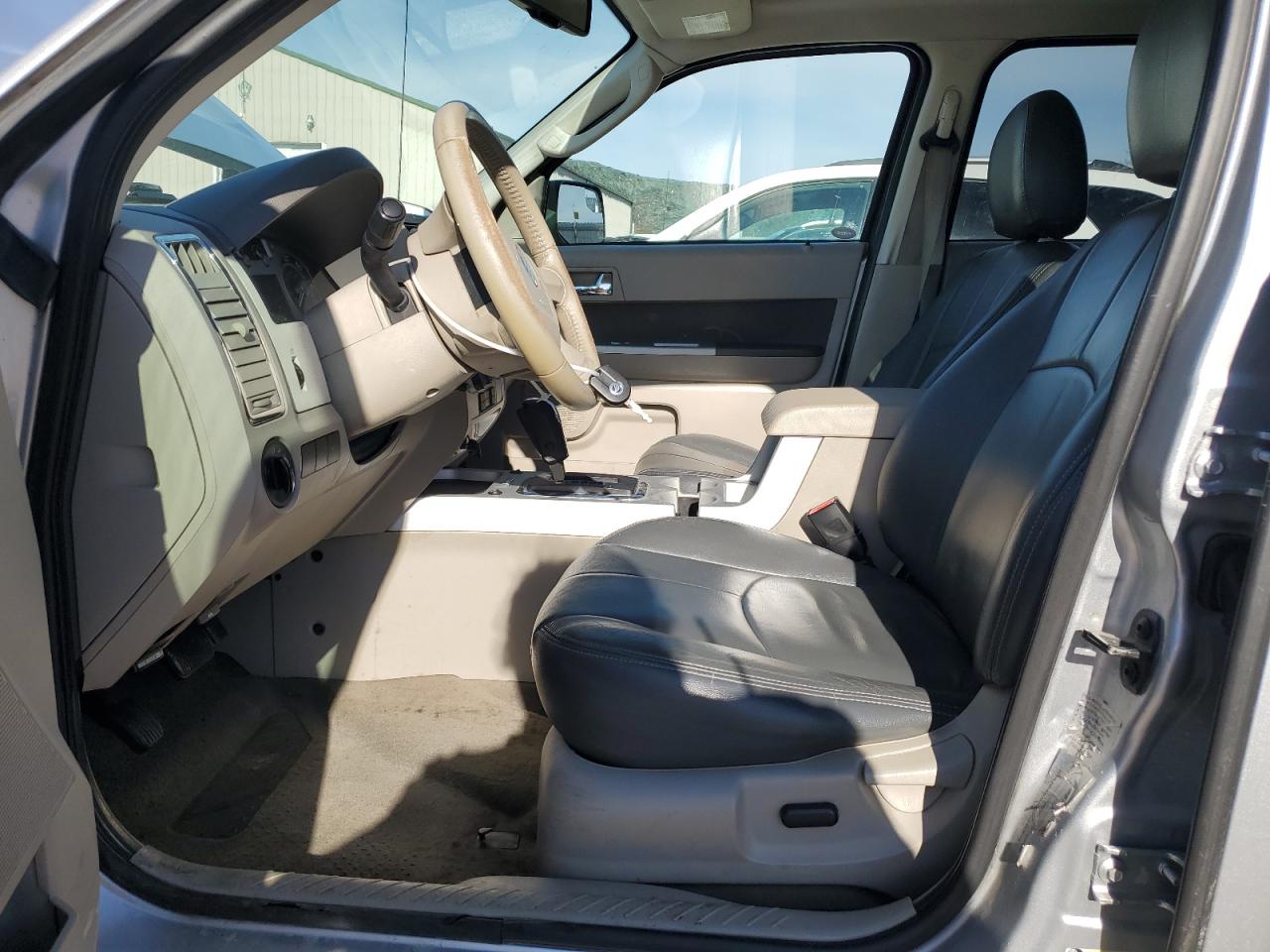 2010 Mercury Mariner - Image 7