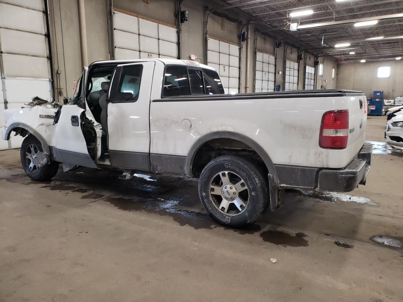 2005 Ford F-150 - Image 2