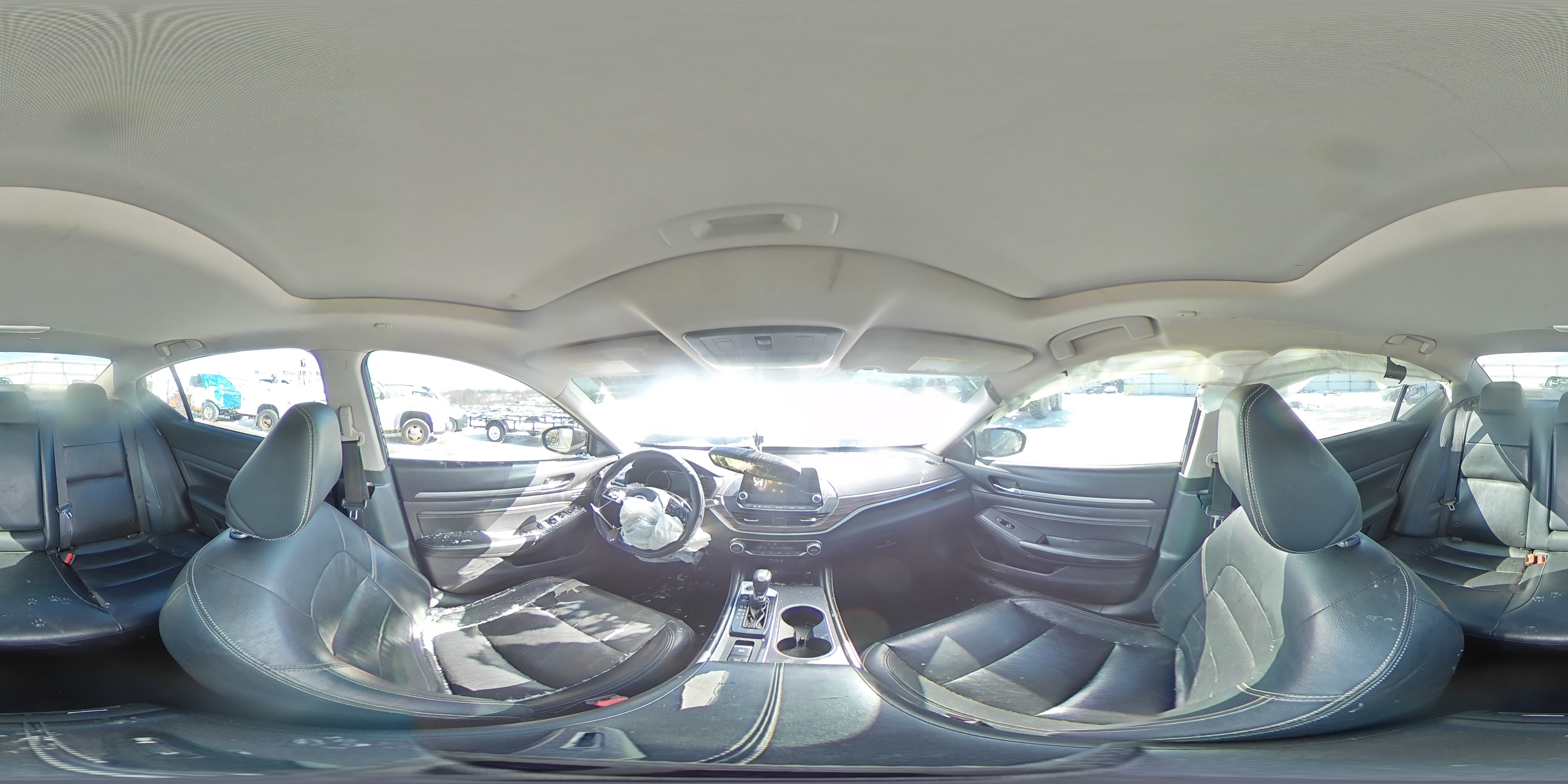 2019 Nissan Altima - Image 12