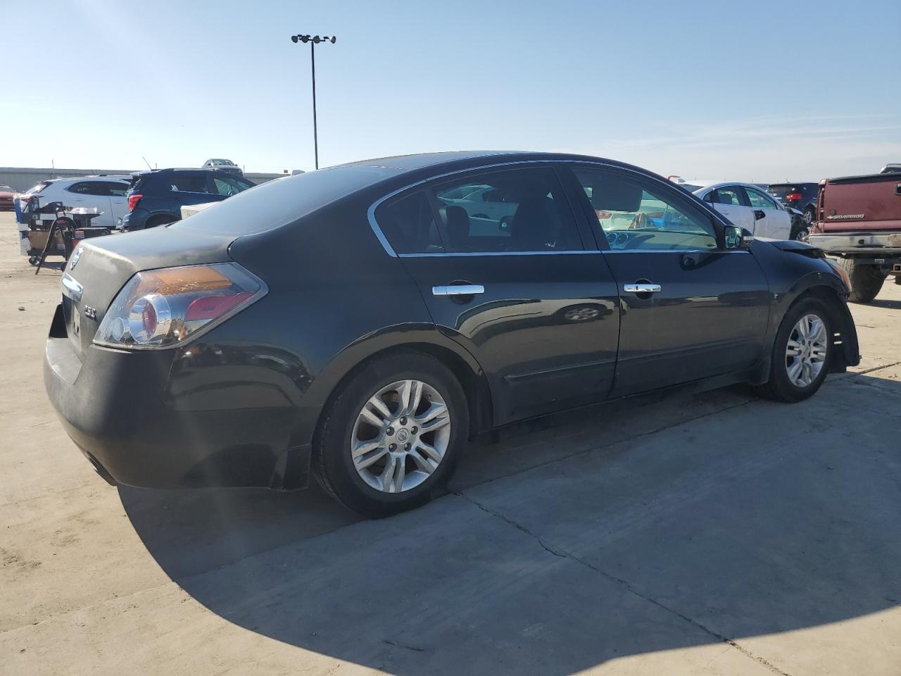 2012 Nissan Altima - Image 3