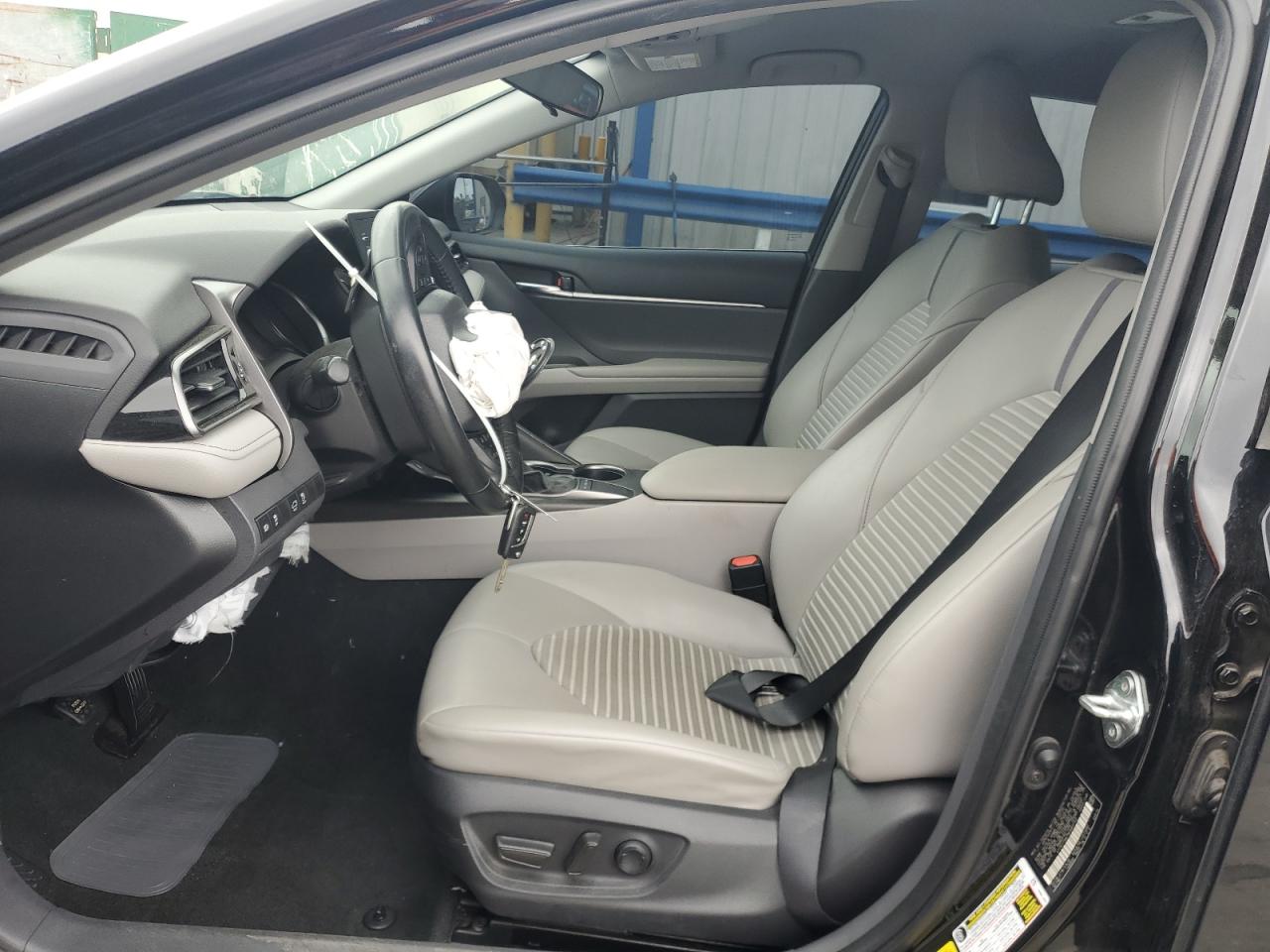 2022 Toyota Camry - Image 7
