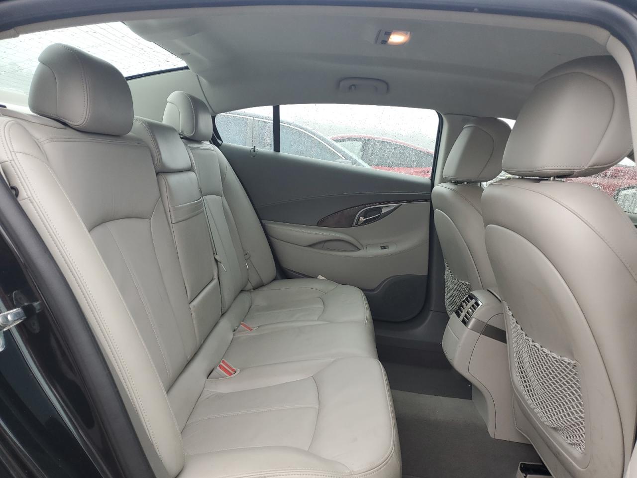 2011 Buick LaCrosse - Image 10