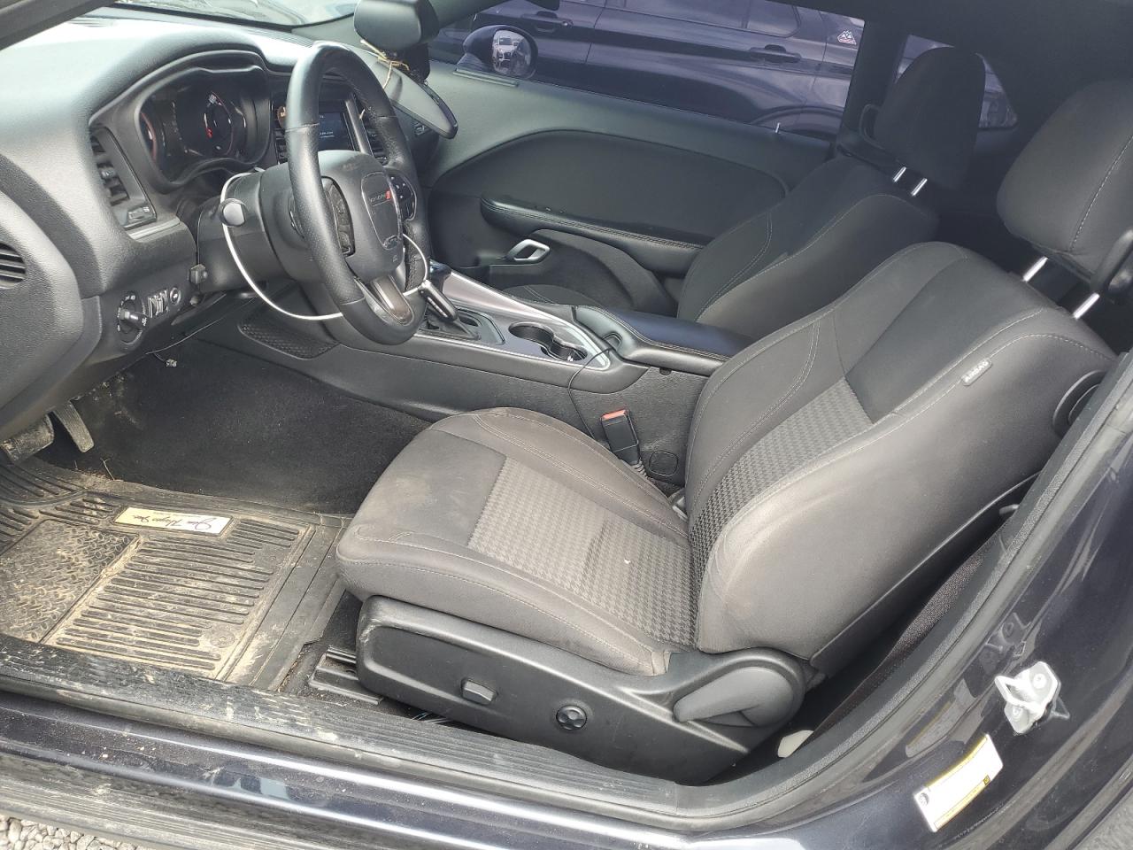 2019 Dodge Challenger - Image 7