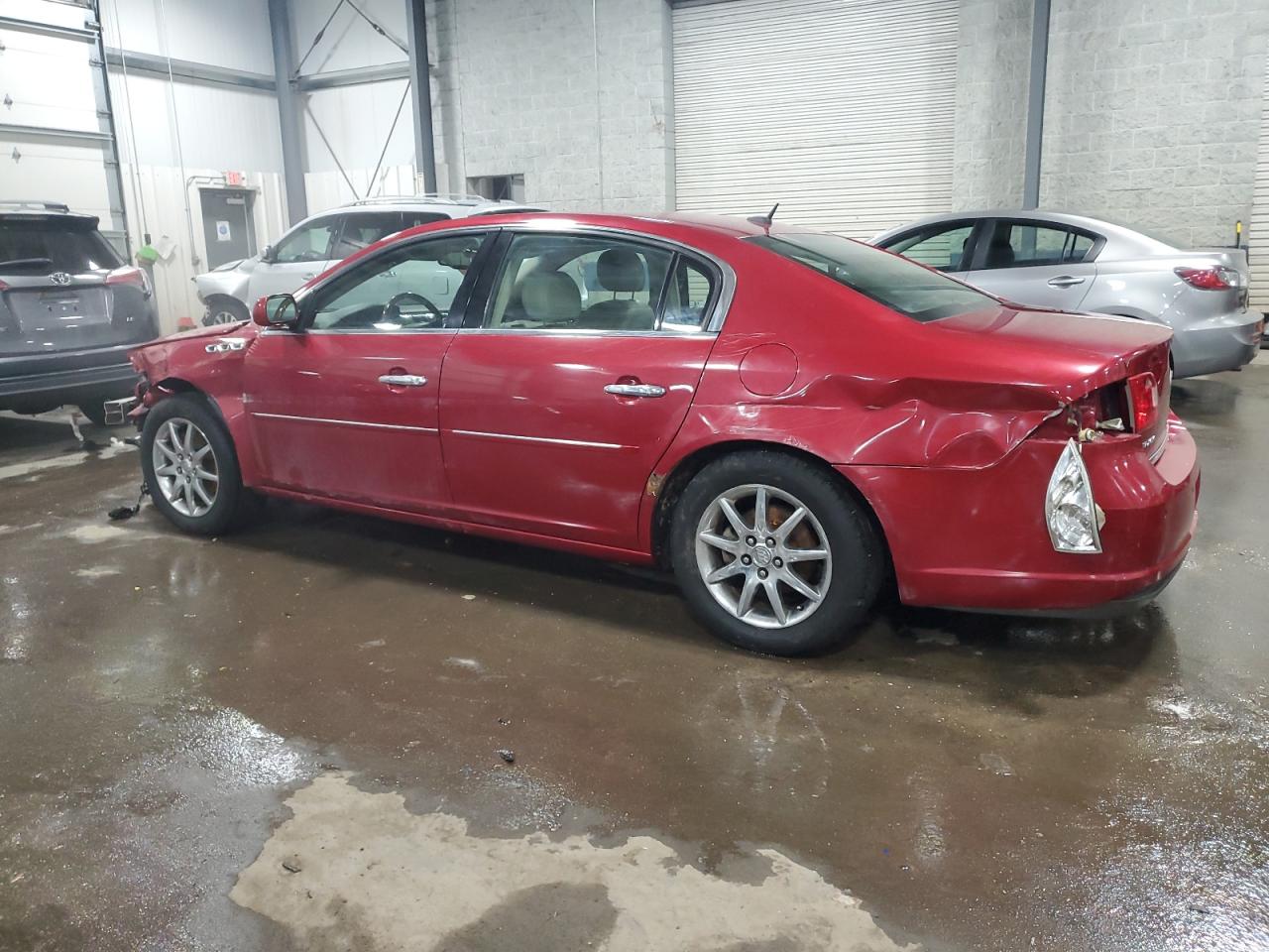 2008 Buick Lucerne - Image 2