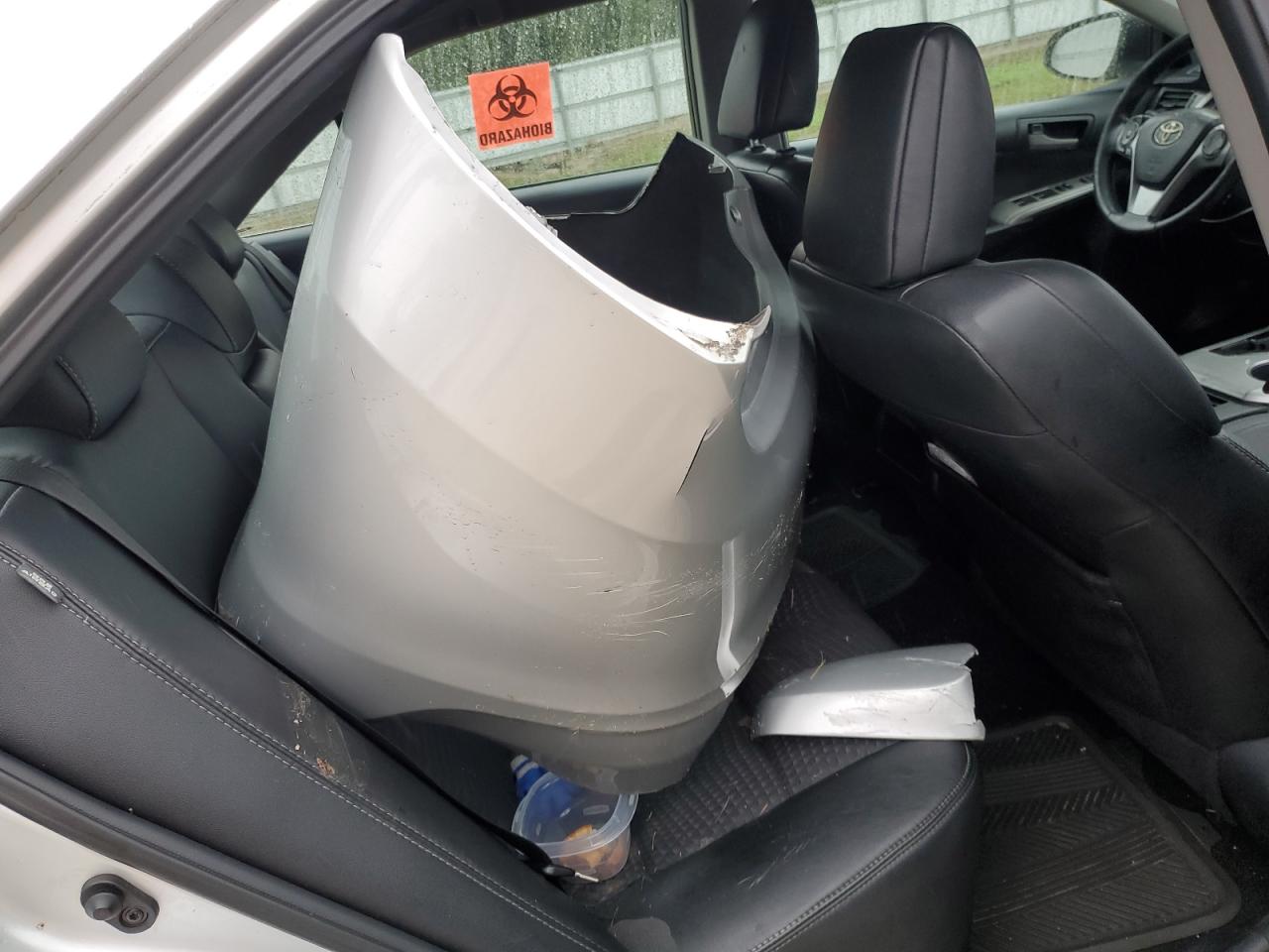 2012 Toyota Camry - Image 12