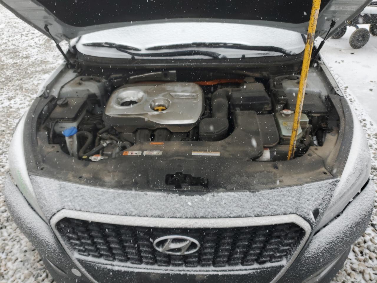 2017 Hyundai Sonata - Image 11