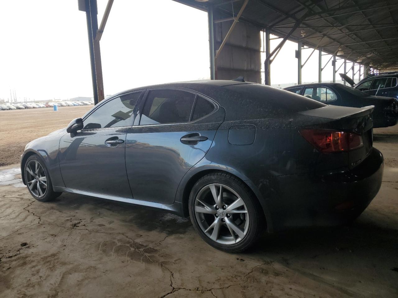 2010 Lexus IS - Image 2