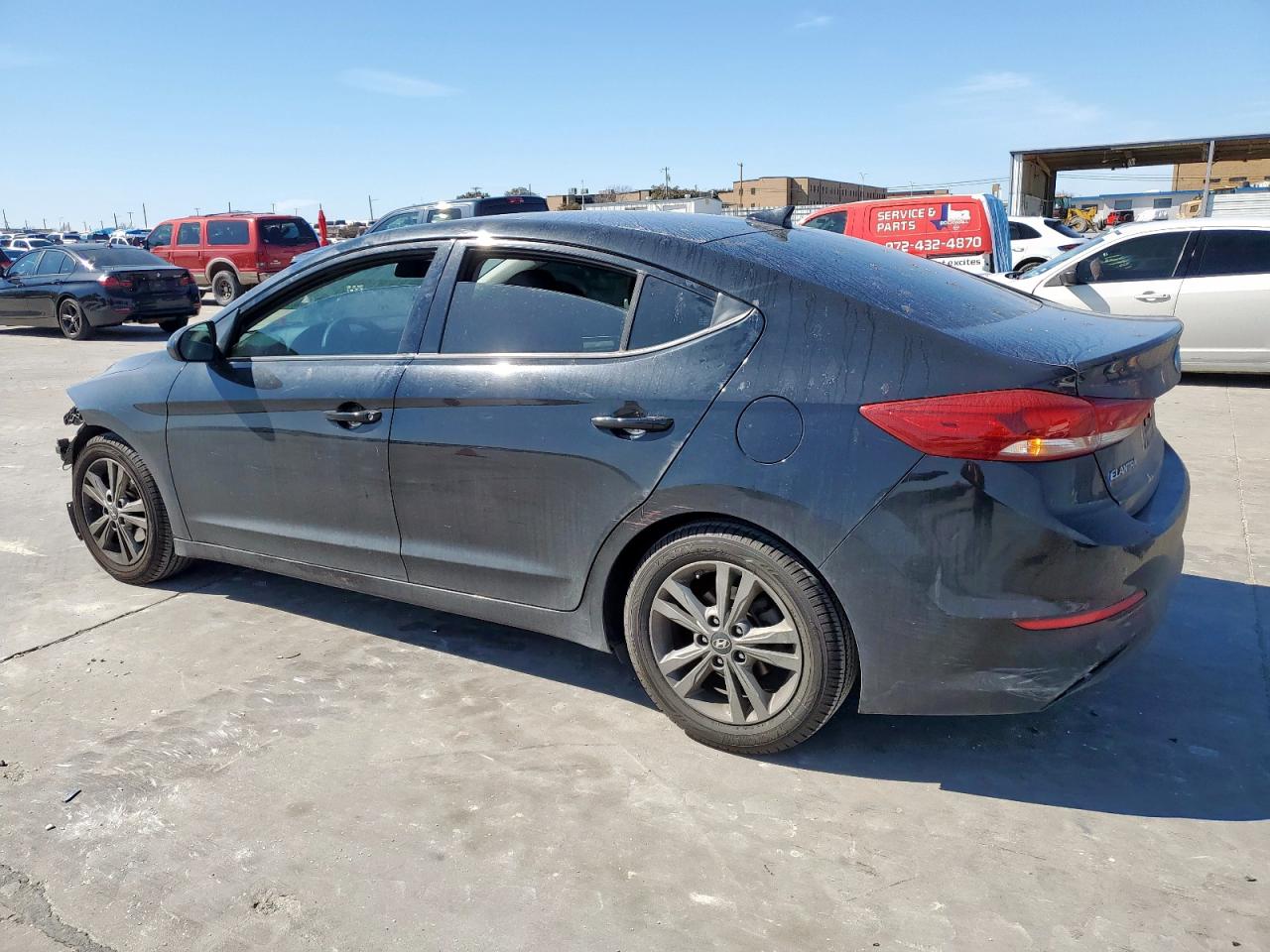2018 Hyundai Elantra - Image 2