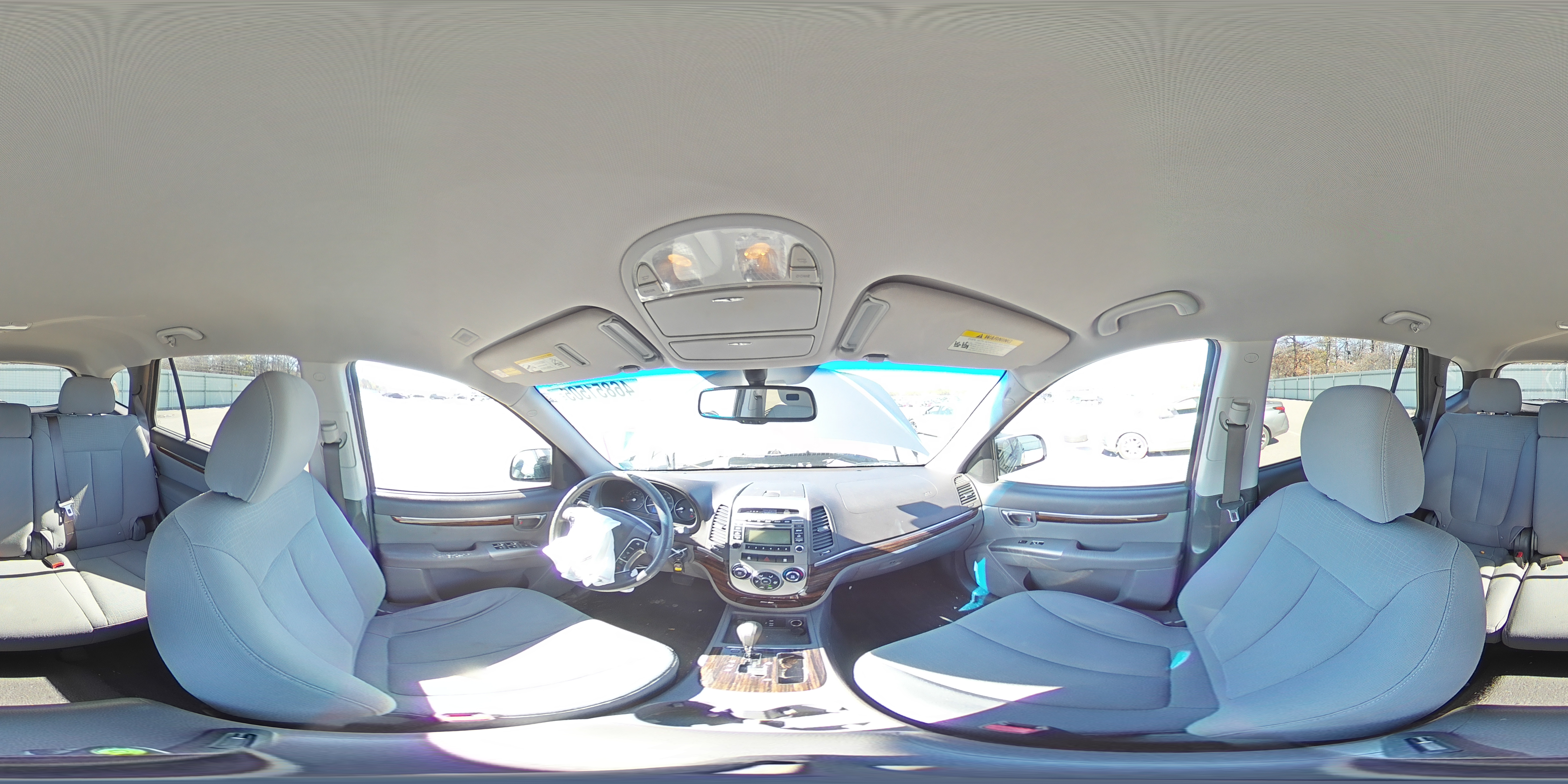 2010 Hyundai Santa Fe - Image 14