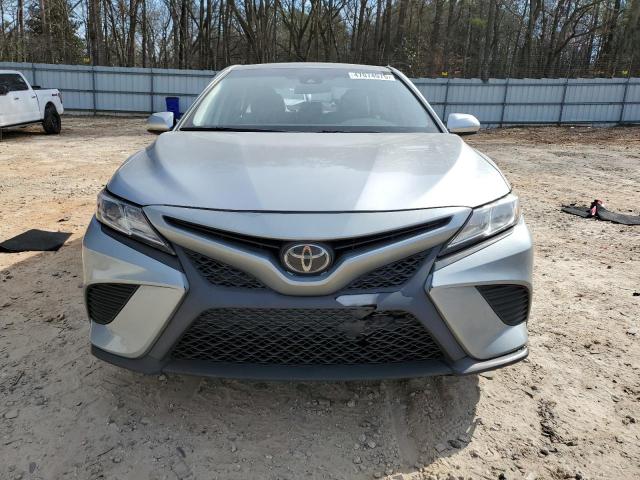  TOYOTA CAMRY 2020 Серебристый