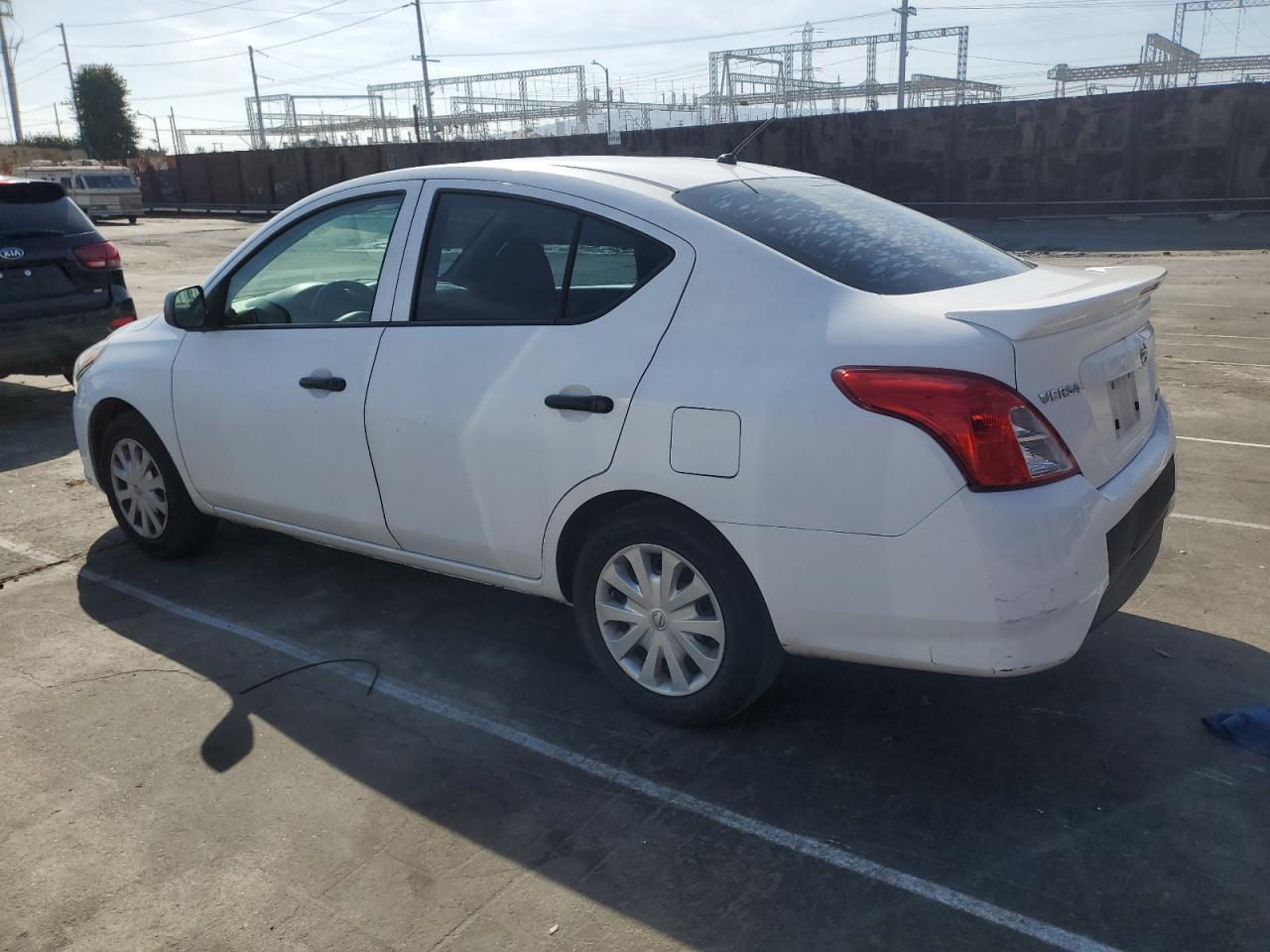 2015 Nissan Versa - Image 2