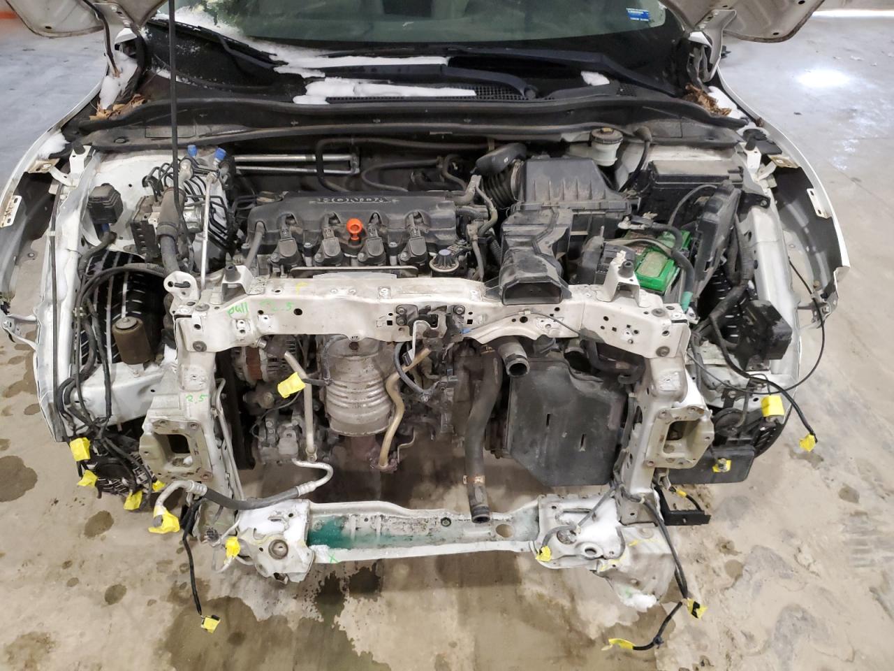 2016 Honda HR-V - Image 12