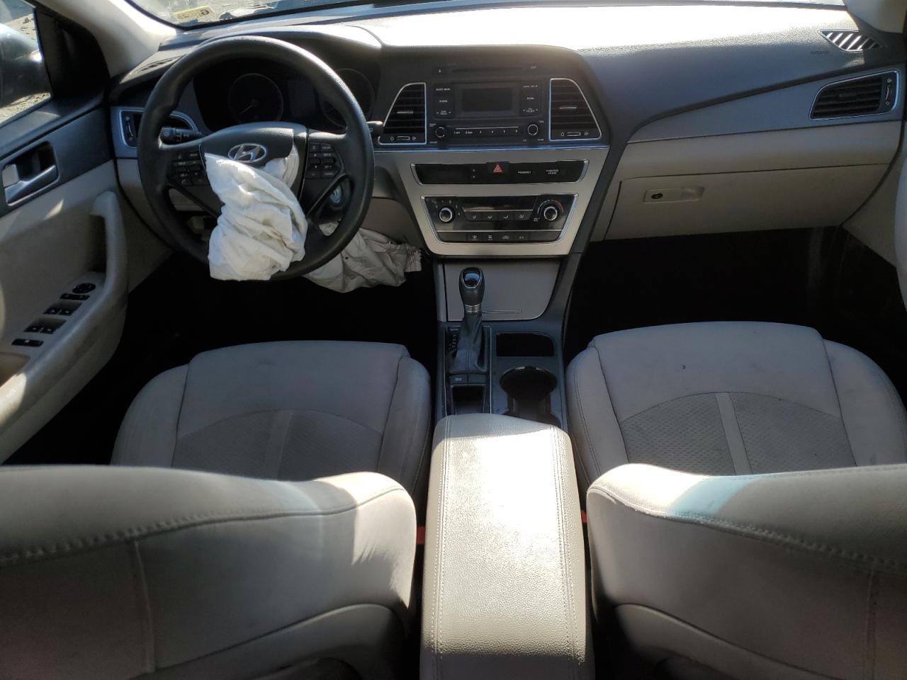 2015 Hyundai Sonata - Image 8