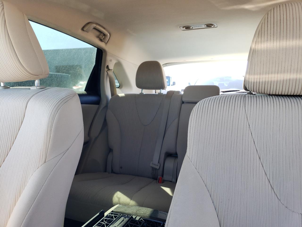 2011 Toyota Venza - Image 10