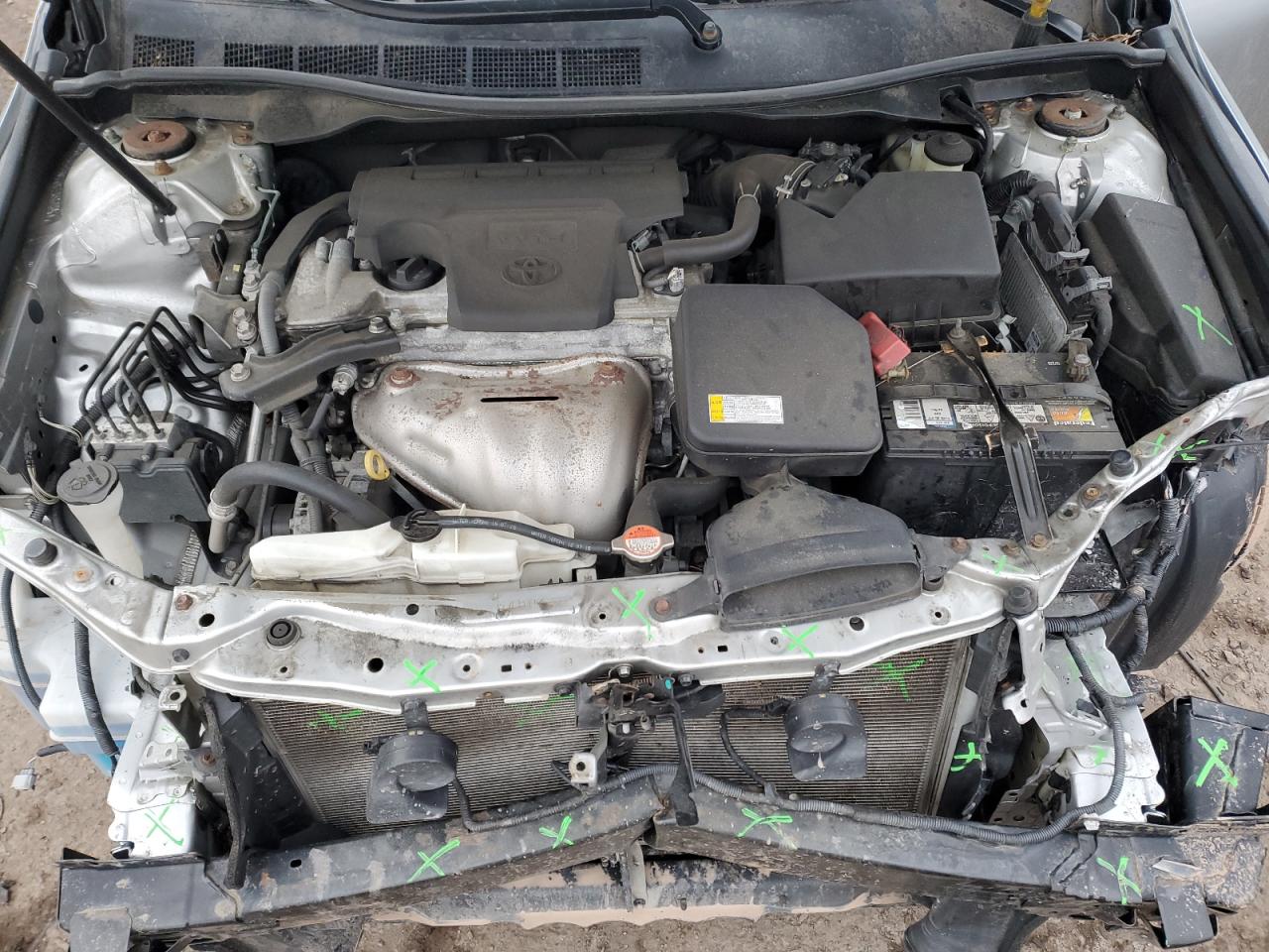 2016 Toyota Camry - Image 11