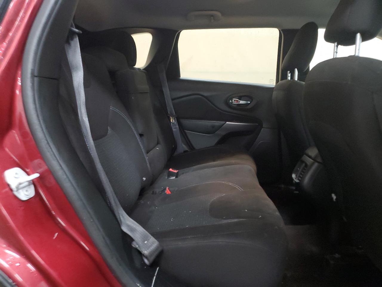2019 Jeep Grand Cherokee - Image 11
