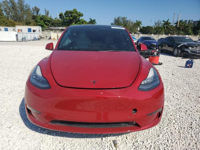  TESLA MODEL Y 2021 Красный