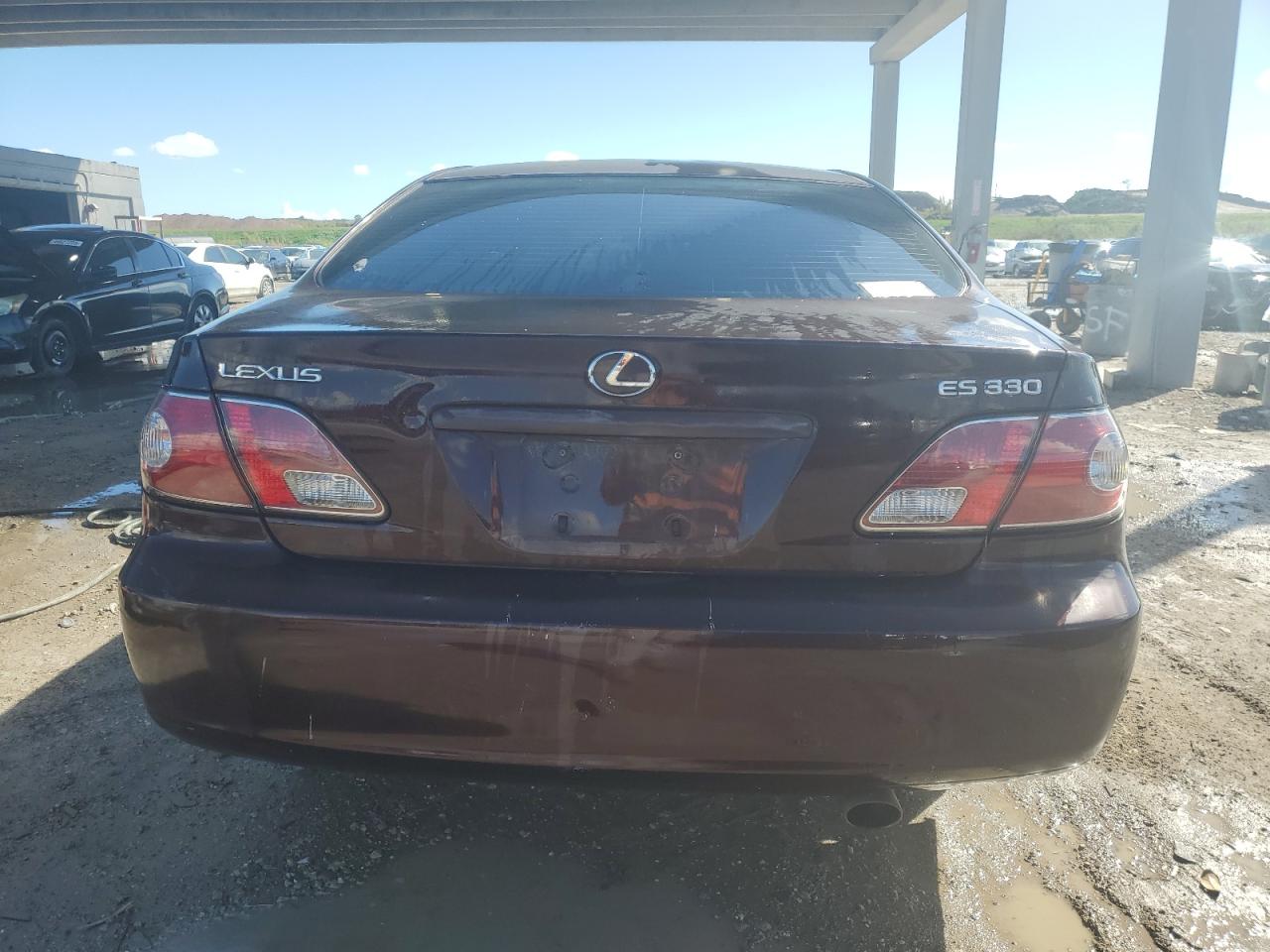 2004 Lexus ES - Image 6