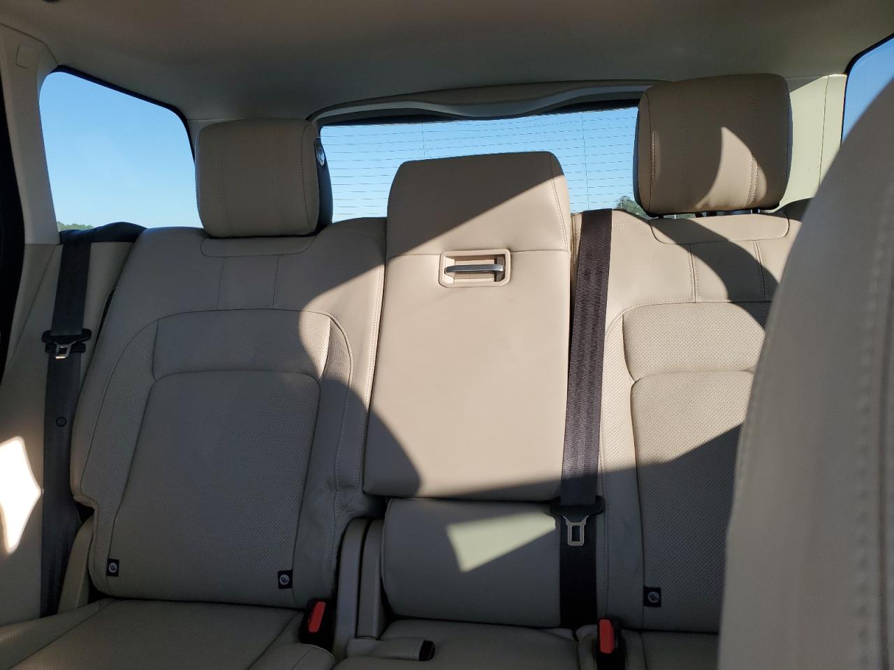 2020 Land Rover Range Rover - Image 10