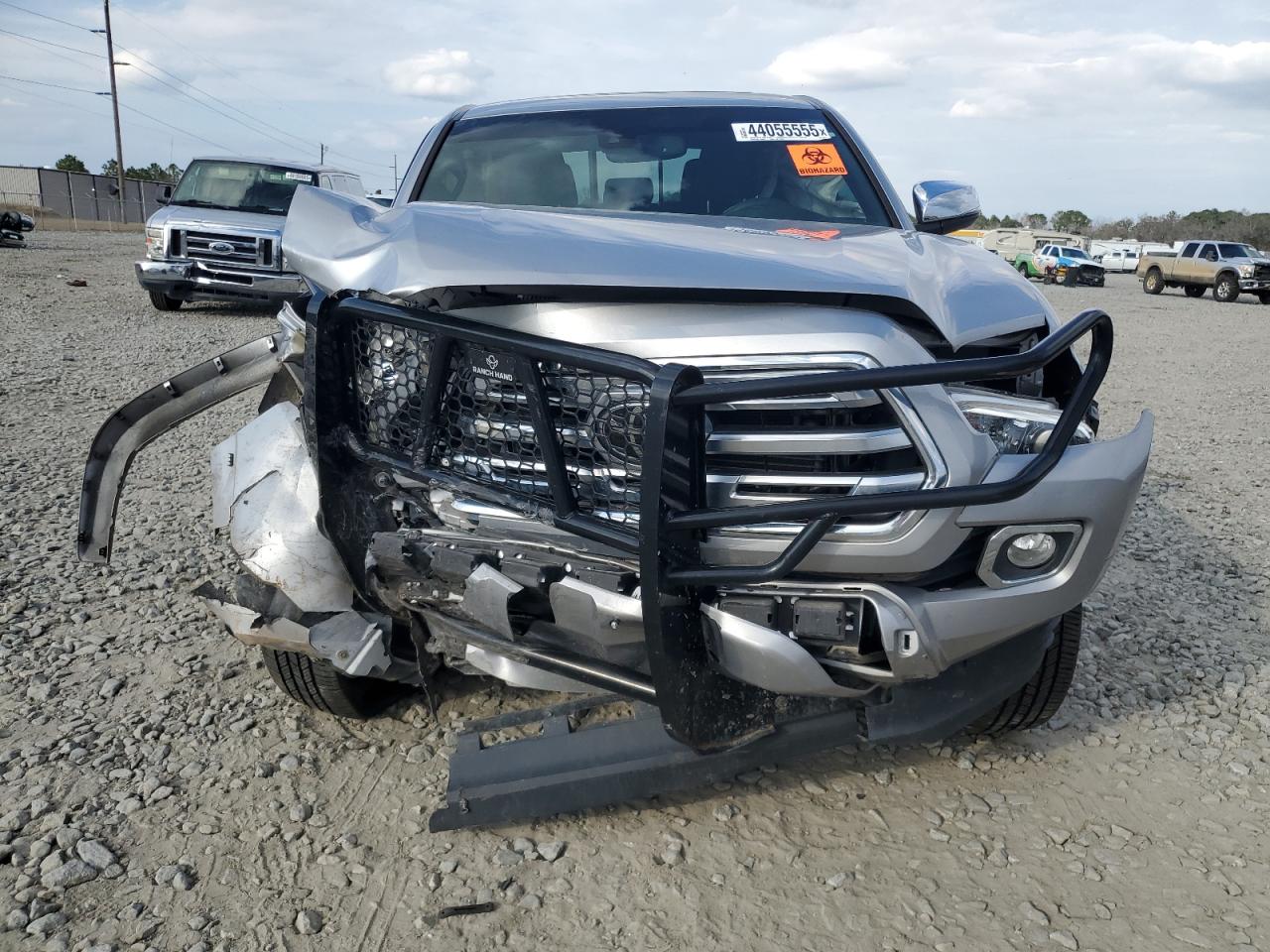 2019 Toyota Tacoma - Image 5