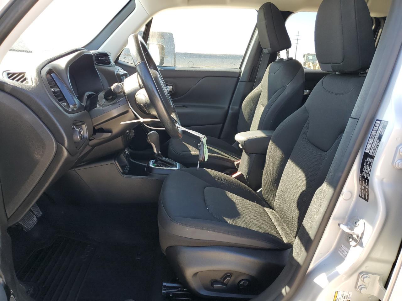 2018 Jeep Renegade - Image 7