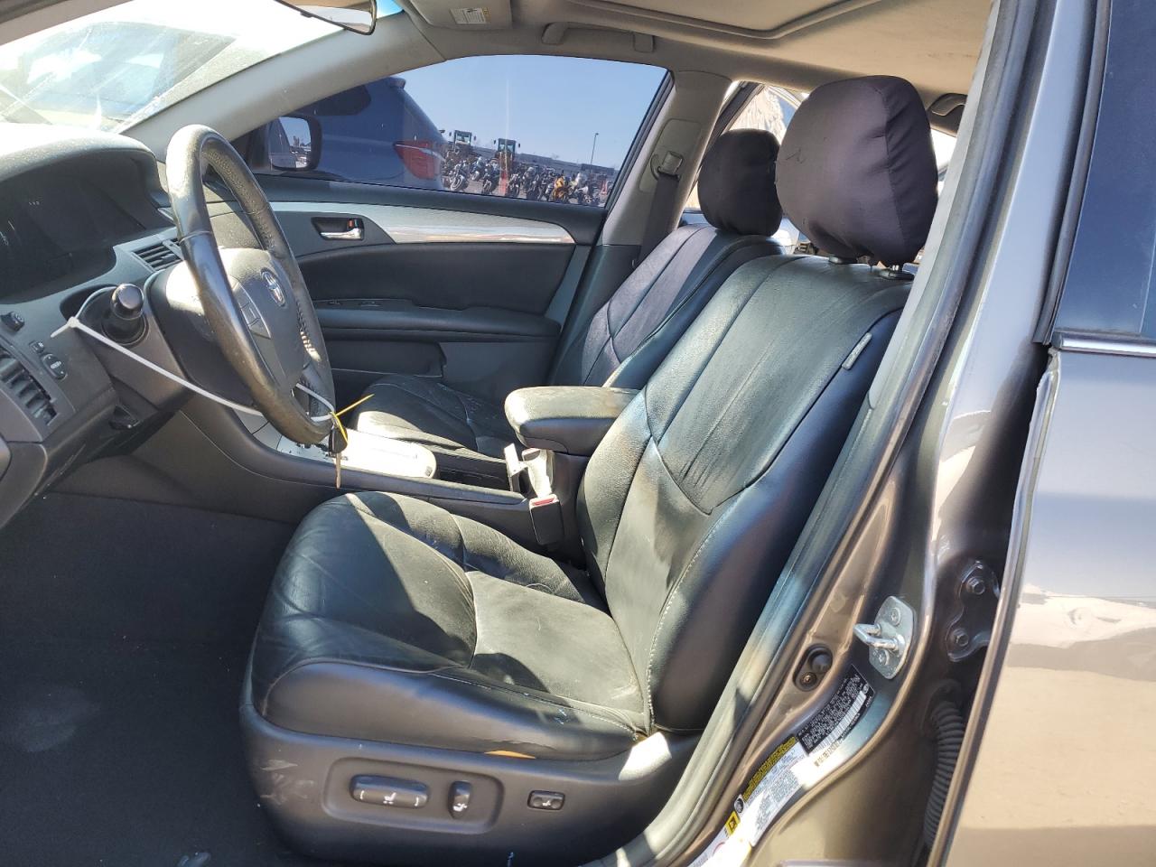 2006 Toyota Avalon - Image 7