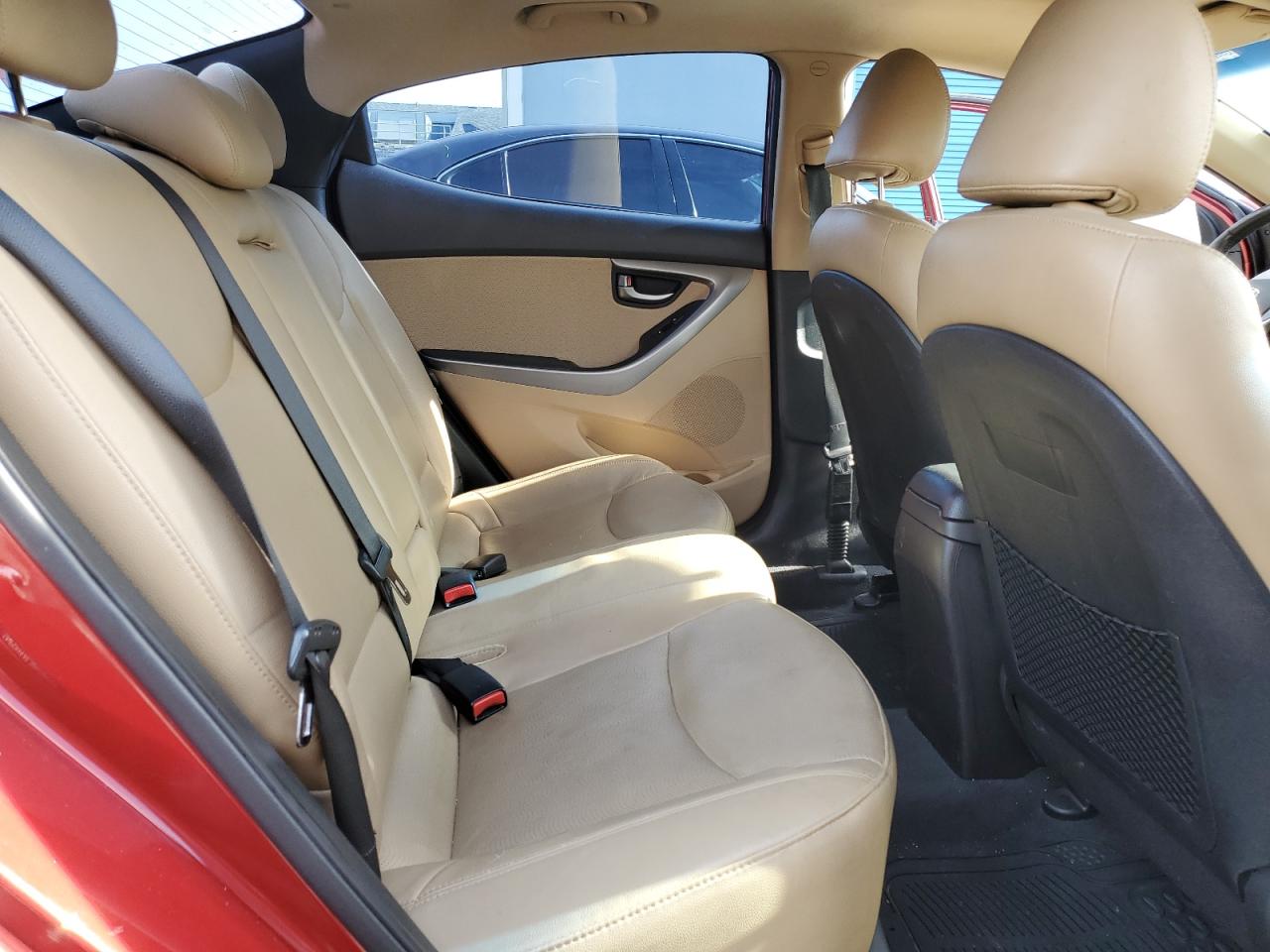 2013 Hyundai Elantra - Image 10