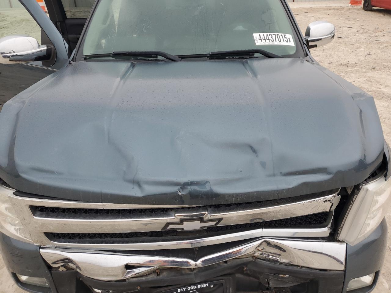 2010 Chevrolet Silverado - Image 12