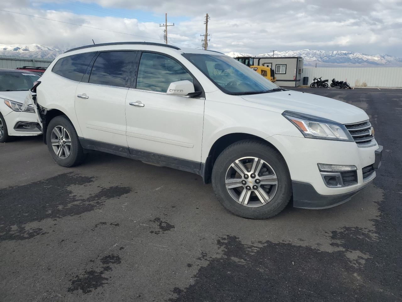 2017 Chevrolet Traverse - Image 4