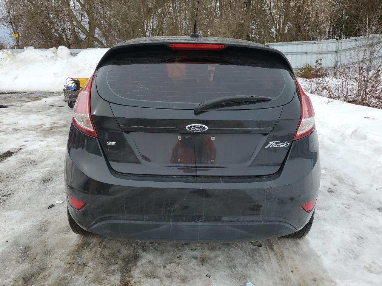 2015 Ford Fiesta - Image 6