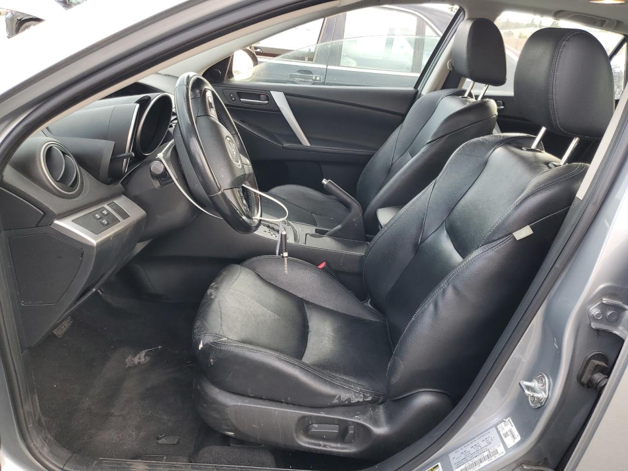 2012 Mazda 3 - Image 7