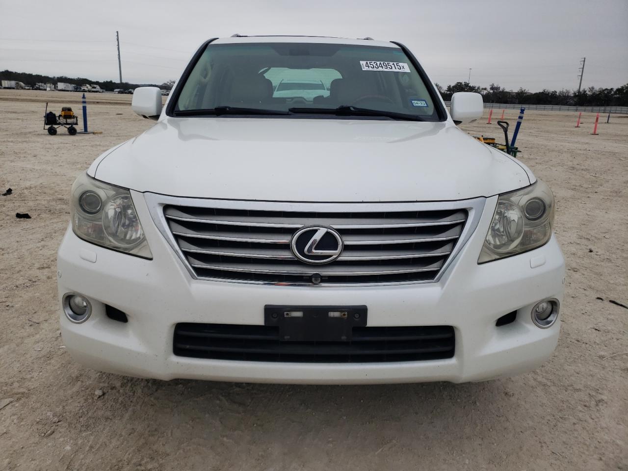 2009 Lexus LX - Image 5