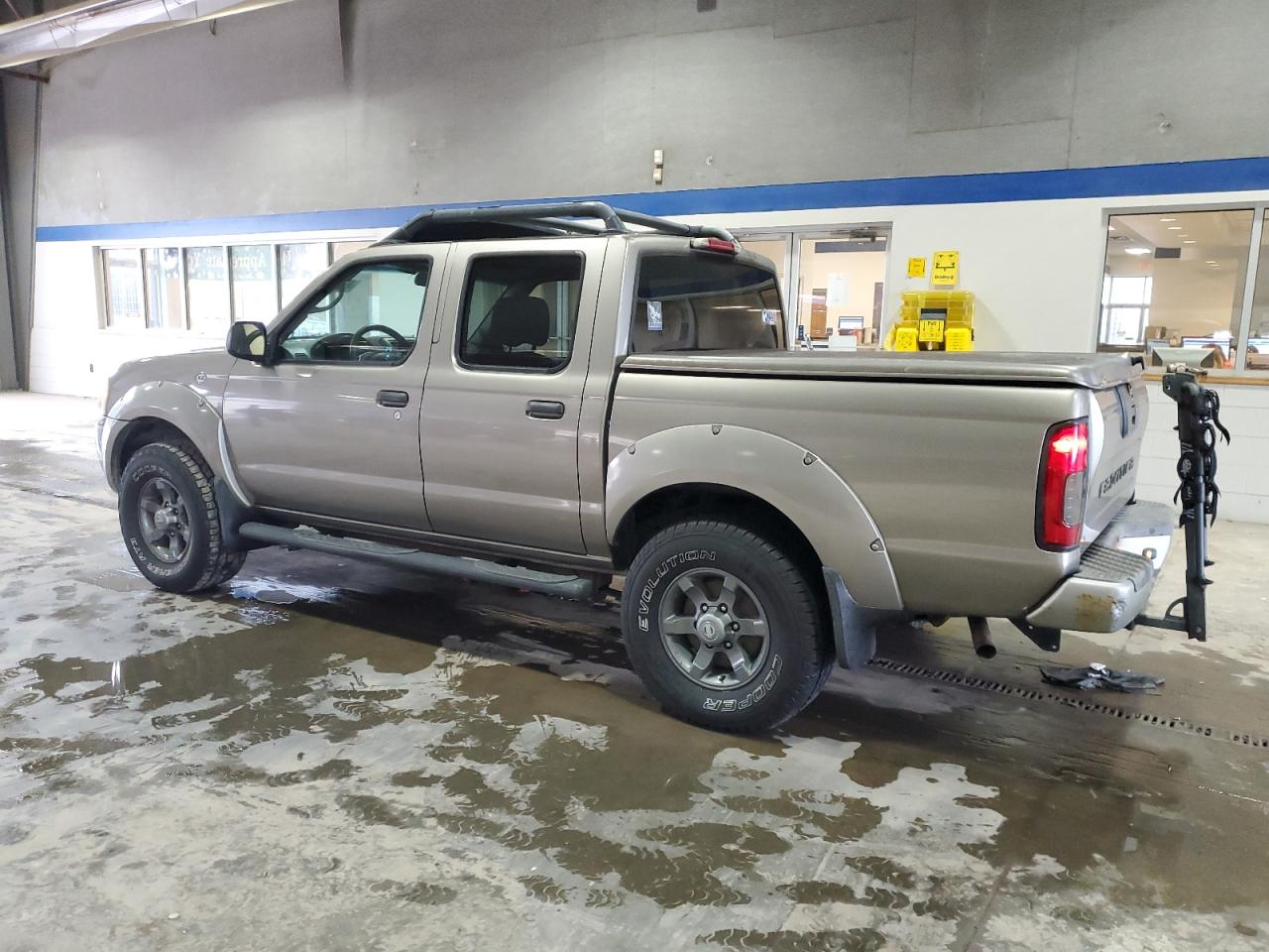 2004 Nissan Navara (Frontier) - Image 2